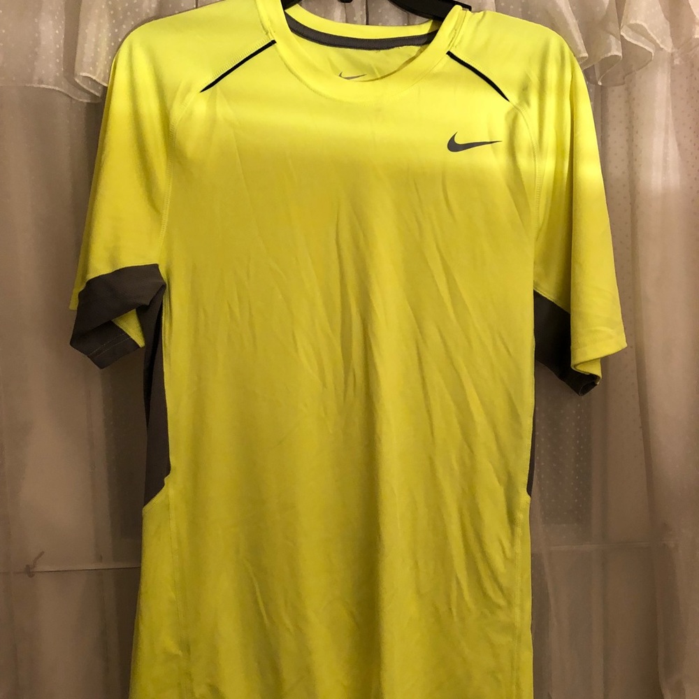 Nike dry fit shirt